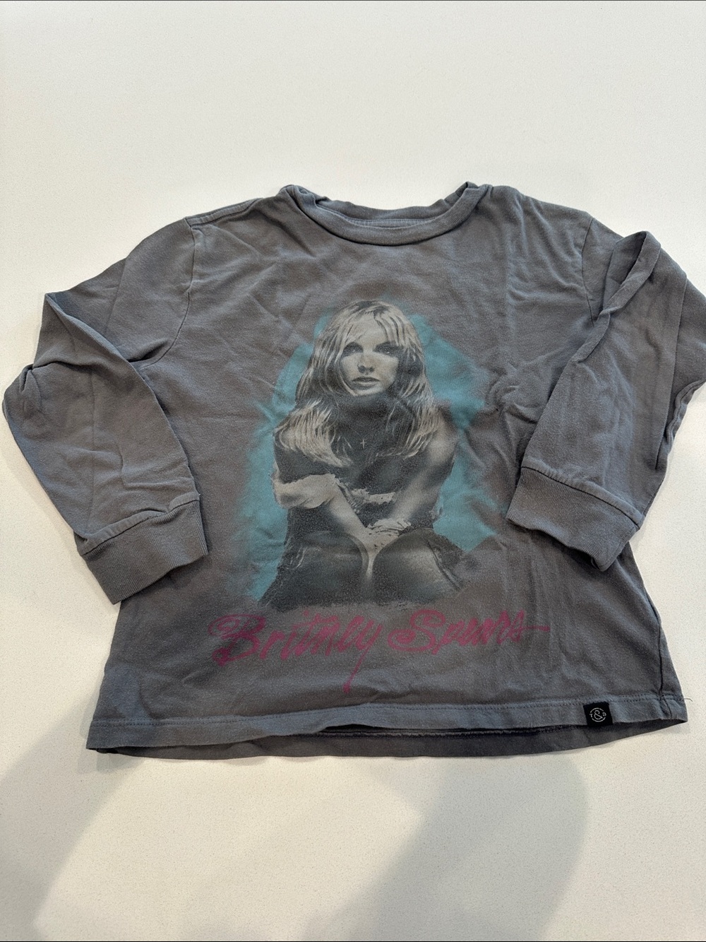 Treasure & Bond Kids Britney S Long-Sleeve Graphic Tee - Gray with Teal Accent